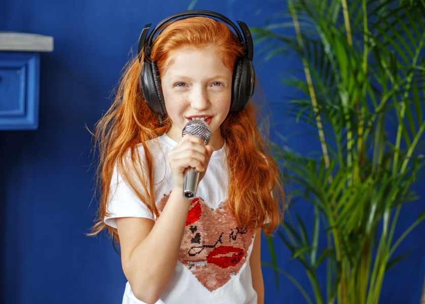 star chante chanter micro