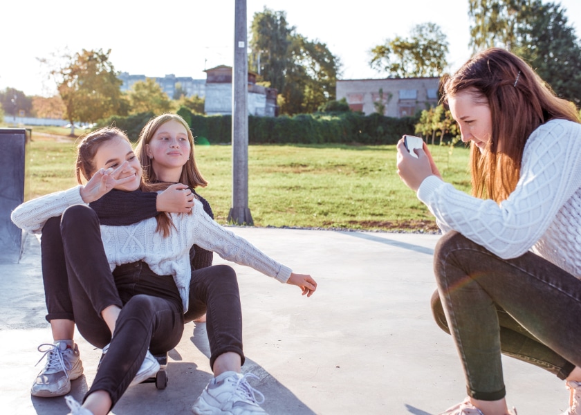 trio copines amitie julie magazine